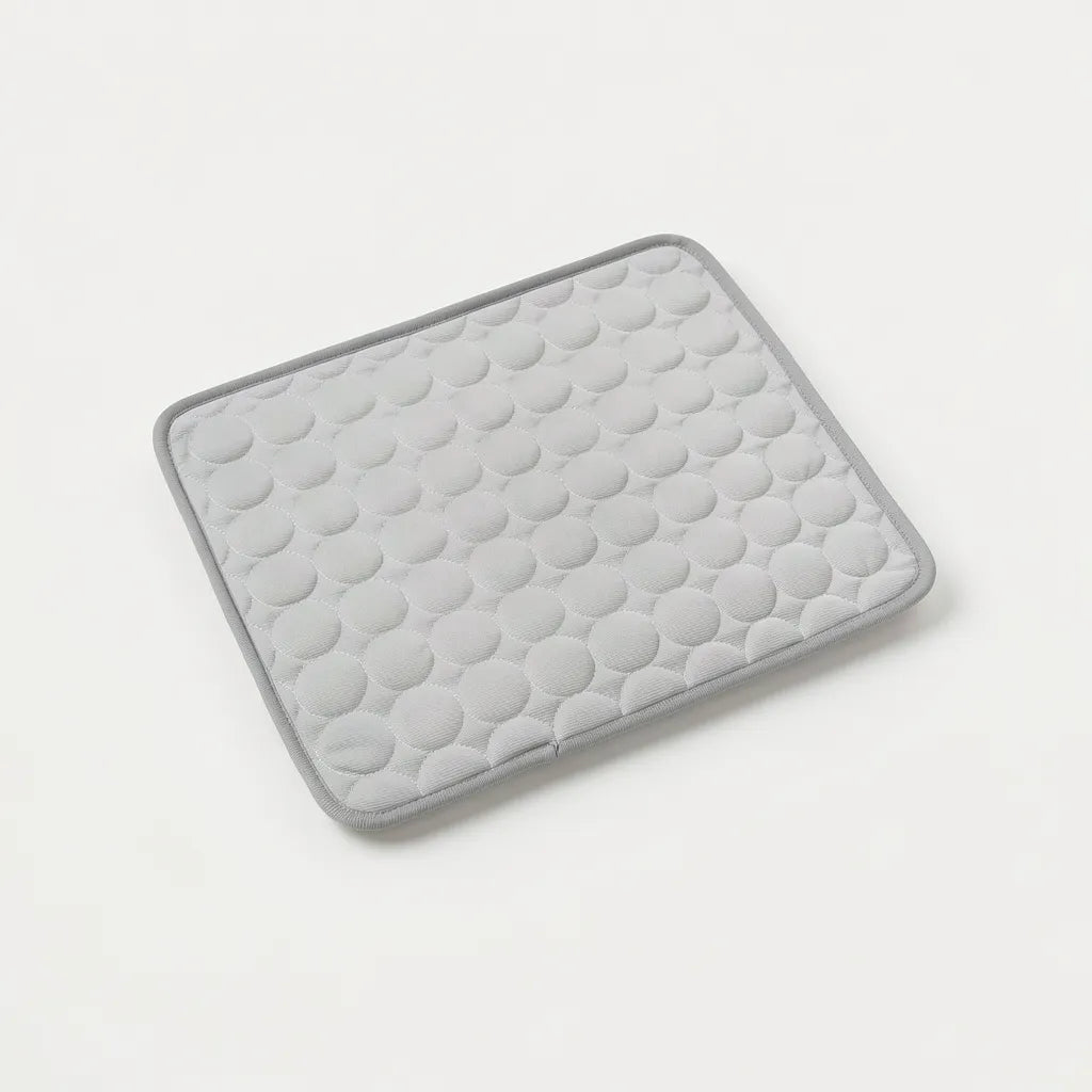 Animela Breeze gris clair tapis rafraîchissant pour chat